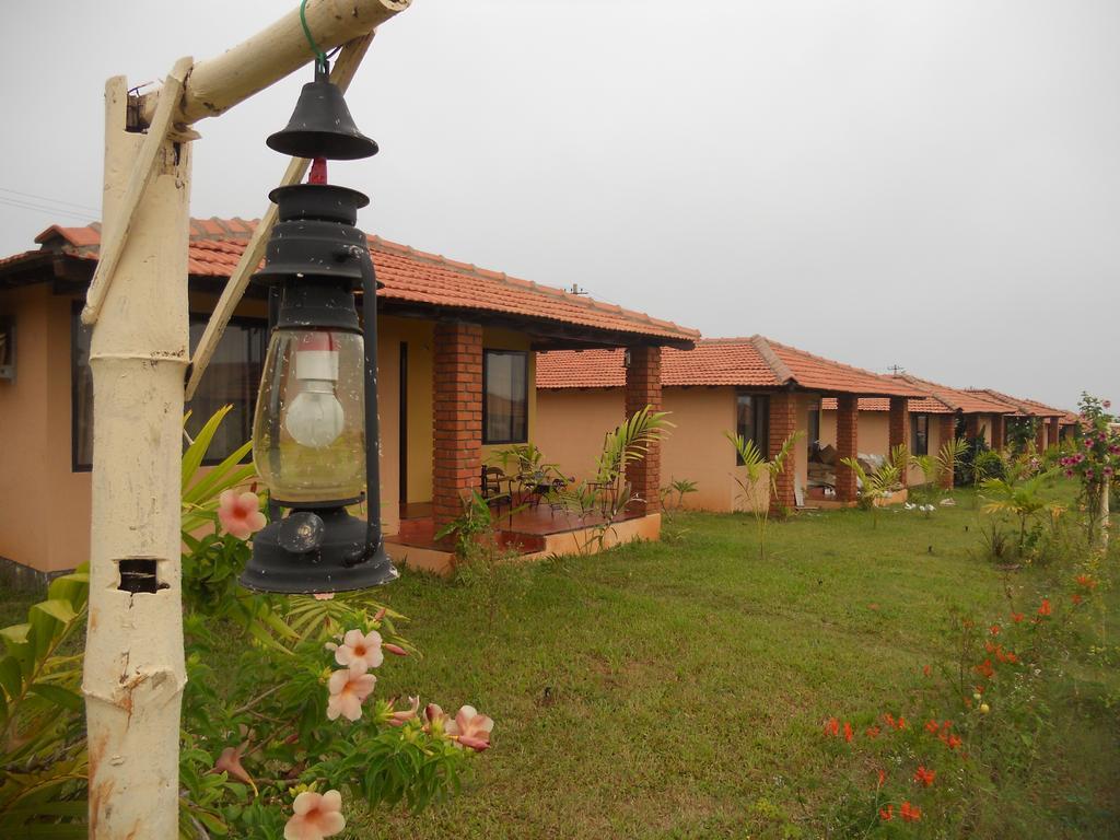 The Peepal Tree, Kabini Begūr Exterior foto